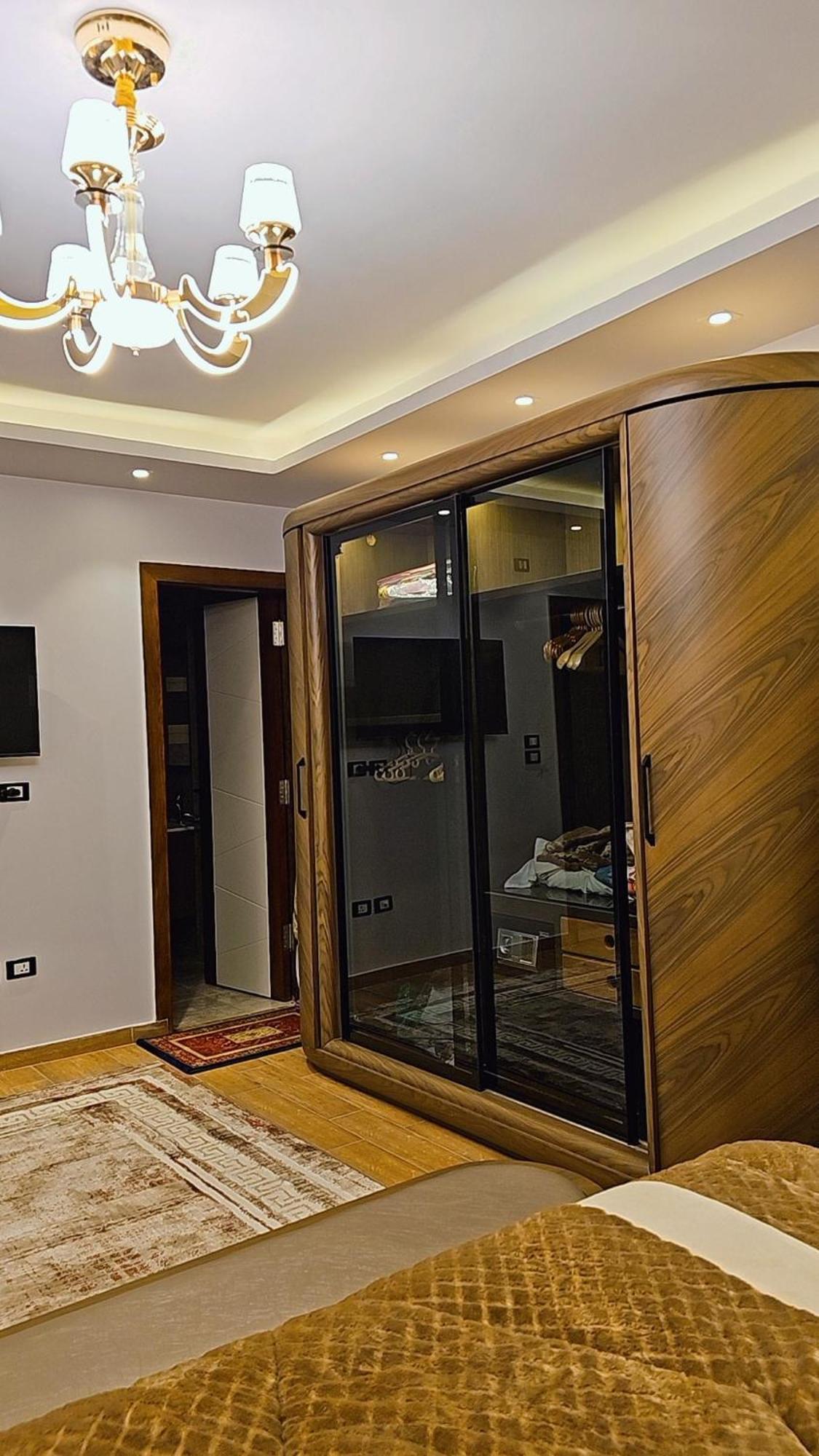 المهندسين شارع البطل احمد عبد العزيز Apartment *
